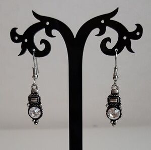Urban Boutique‎ - Silver & Crystal Earrings
